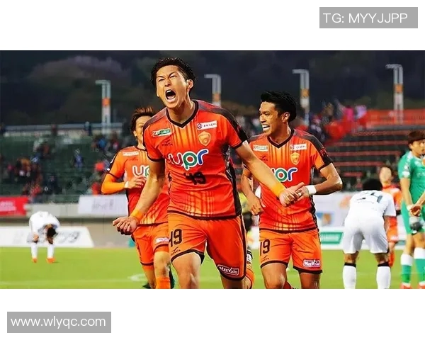 2018年山口雷诺与东京绿茵激战回顾与精彩瞬间分析